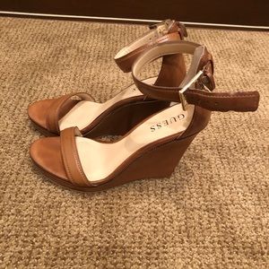 Guess wedge sandals